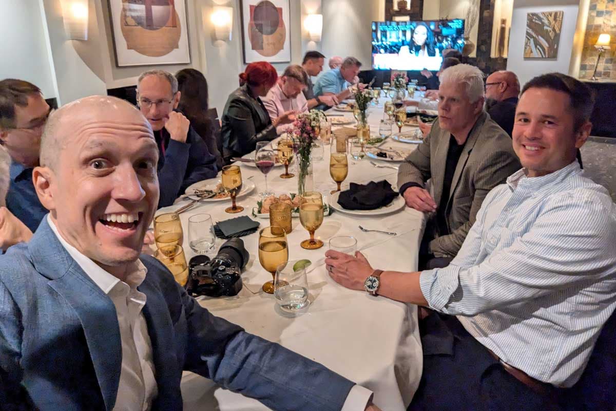OZ Insiders members at a private networking dinner in Washington, D.C.